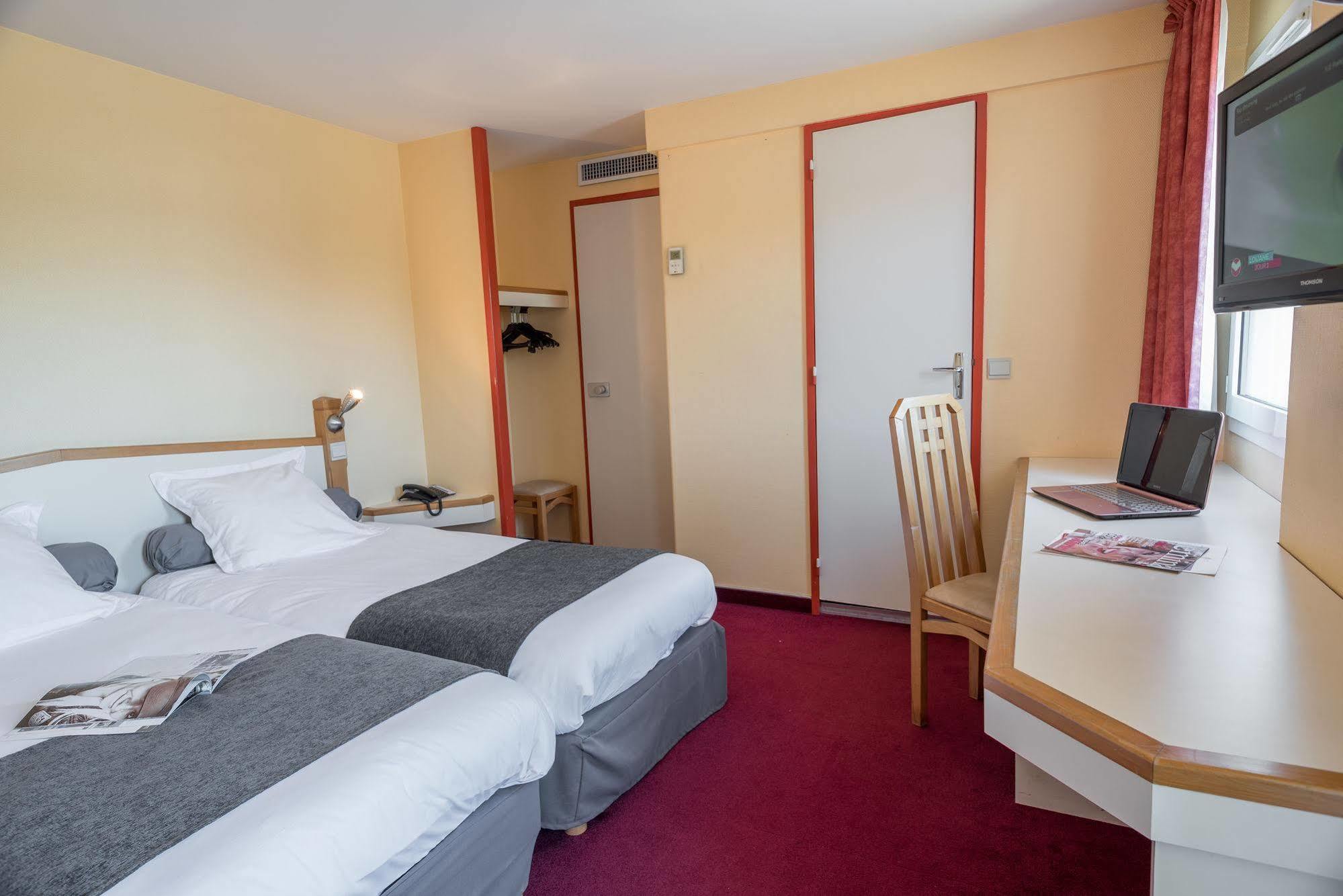 Hotel Les Genets Байонна Екстер'єр фото